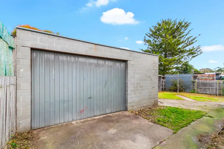 Fifth view of Homely house listing, 6 Elston Court, Sale VIC 3850