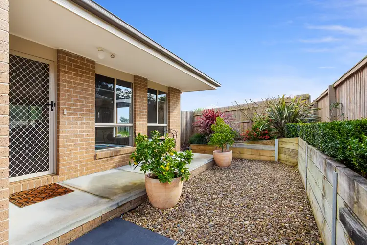 19 Sutherland Way, Drouin VIC 3818