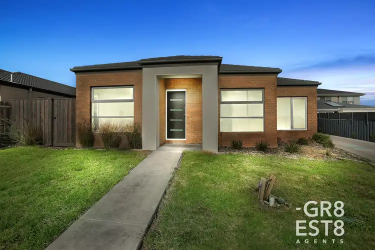 Main view of Homely unit listing, 1/10 Tangemere Way, Cranbourne VIC 3977