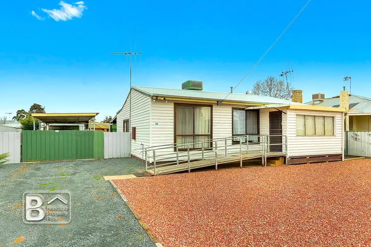 34 Hopetoun Street, Rochester VIC 3561