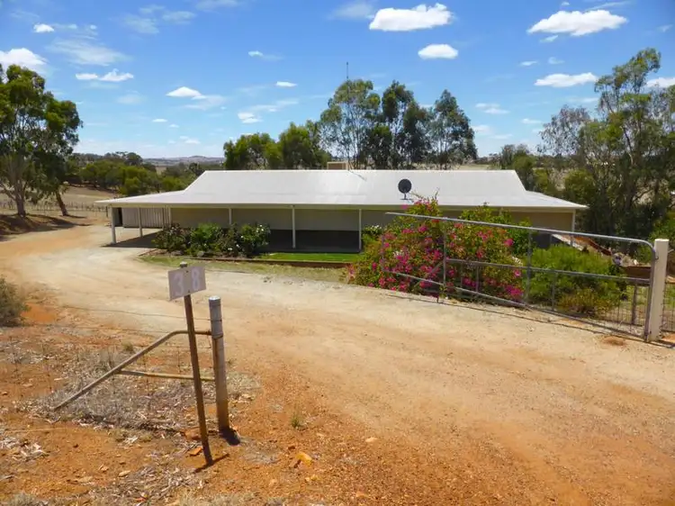 38 Harper Street, Northam WA 6401