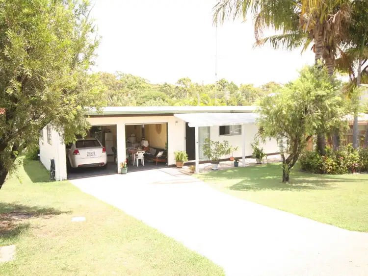 6 Coora Court, Rainbow Beach QLD 4581