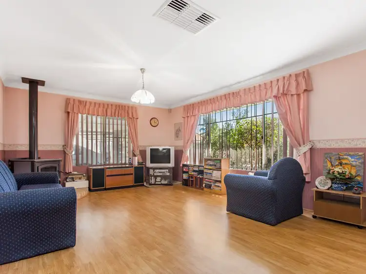 Sixth view of Homely house listing, 7 Chipper Close, Leeming WA 6149