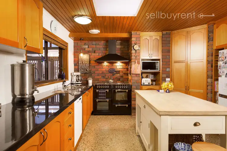 Fifth view of Homely house listing, 16 DIAMOND DRIVE, Wodonga VIC 3690