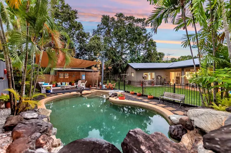 3 Satinash Close, Redlynch QLD 4870