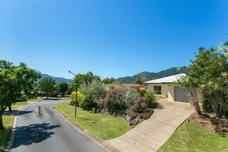 40 Pilosa Street, Redlynch QLD 4870