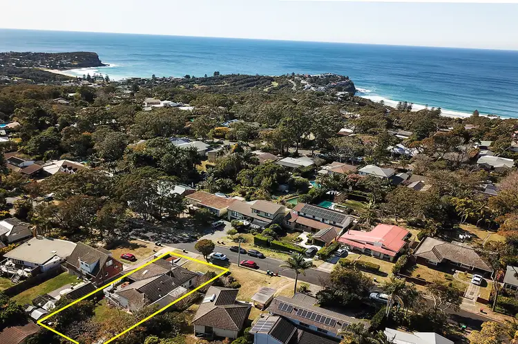 Second view of Homely house listing, 11 Bilkurra Avenue, Bilgola Plateau NSW 2107