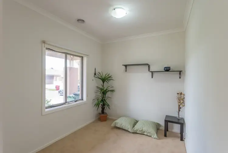Fifth view of Homely house listing, 44 Ebony Circuit, Craigieburn VIC 3064