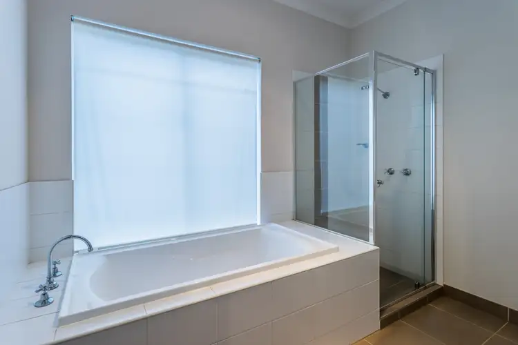 Sixth view of Homely house listing, 44 Ebony Circuit, Craigieburn VIC 3064