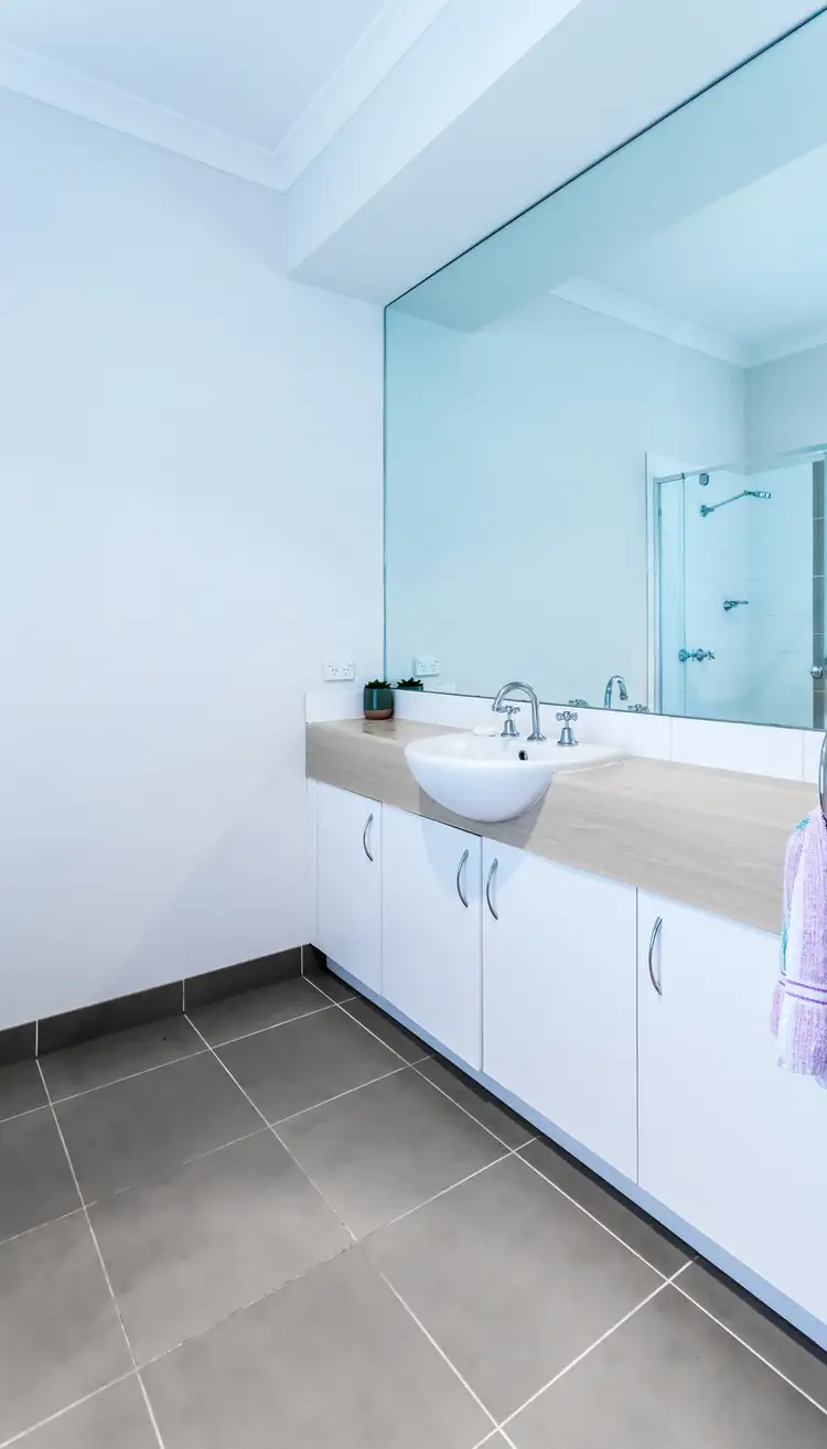Seventh view of Homely house listing, 44 Ebony Circuit, Craigieburn VIC 3064