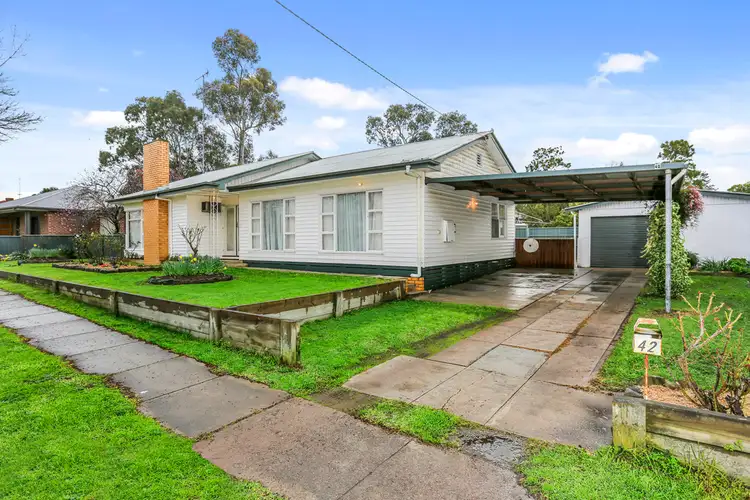 42 Burns Street, Hamilton VIC 3300