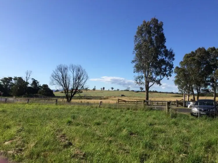 155 Sandy Creek Road, Maffra VIC 3860