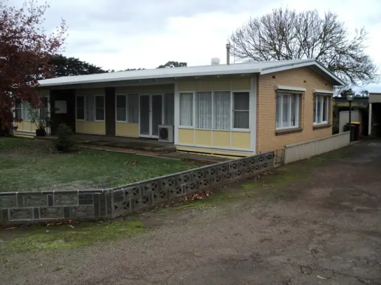 84 Memorial Road, Glenthompson VIC 3293