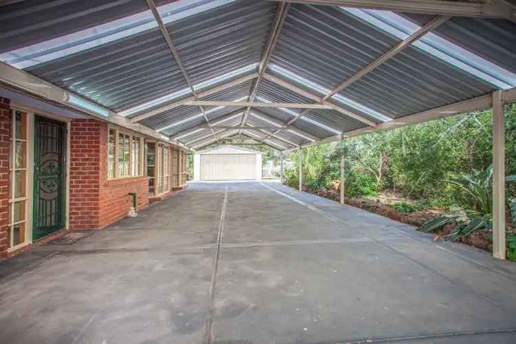 17 Gap Road, Riddells Creek VIC 3431