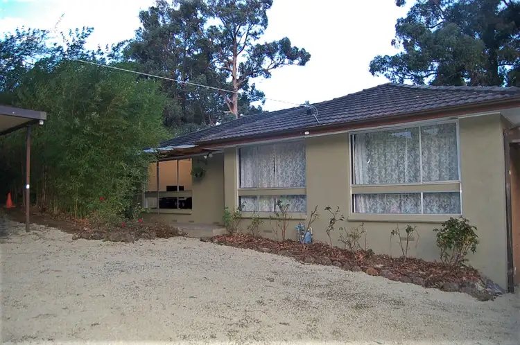 27 Mayview Drive, Monbulk VIC 3793