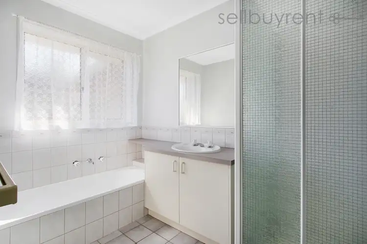 Fourth view of Homely unit listing, 1/51 AZURE DRIVE, Wodonga VIC 3690