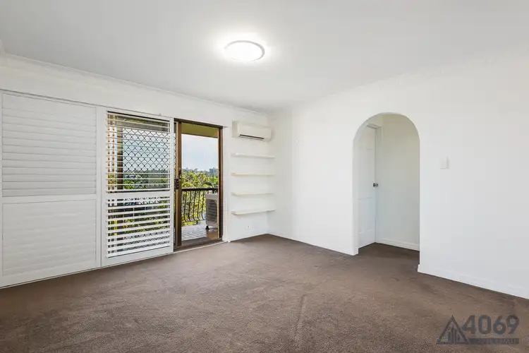 32 Ryan Street