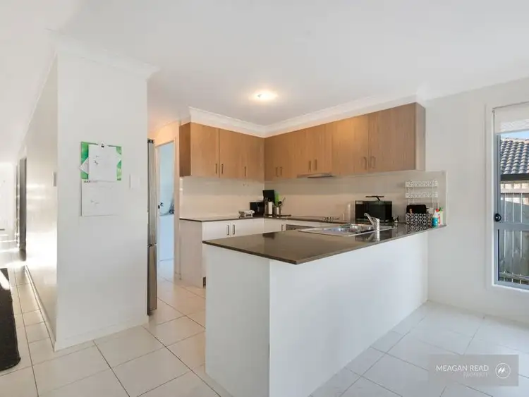 Second view of Homely house listing, 7 Songbird Circuit, Jimboomba QLD 4280