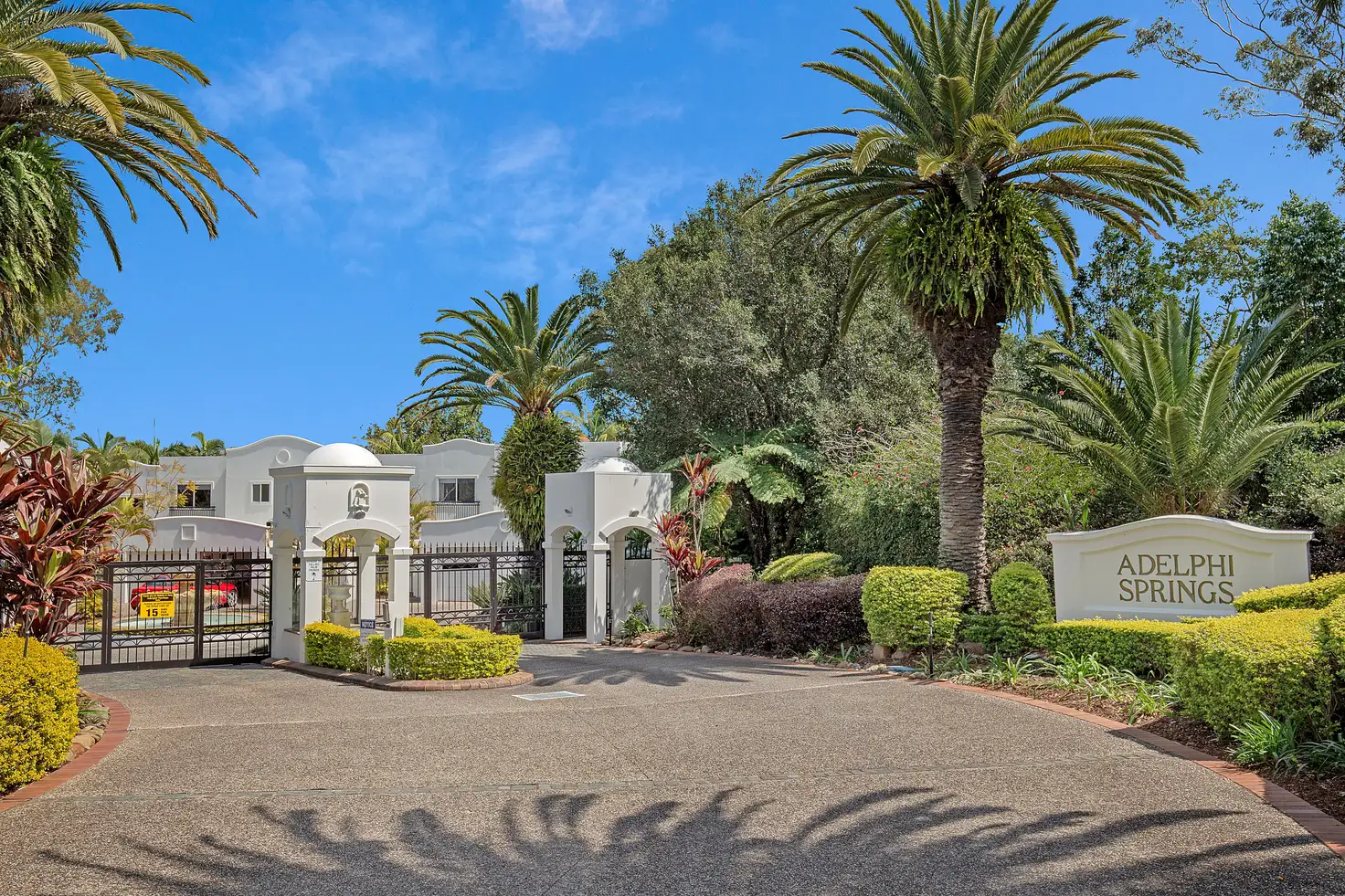 Main view of Homely apartment listing, 6 PARKVIEW/100 COTLEW STREET EAST, Southport QLD 4215