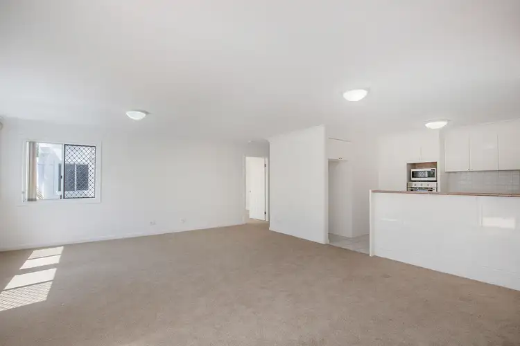 Fifth view of Homely apartment listing, 6 PARKVIEW/100 COTLEW STREET EAST, Southport QLD 4215