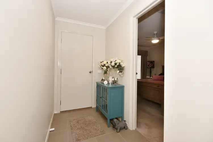Second view of Homely house listing, 4/39A Orlando Street, Eaglehawk VIC 3556