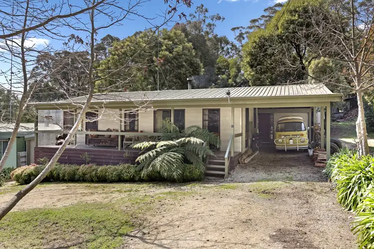 11 Decker Street, Blackwood VIC 3458