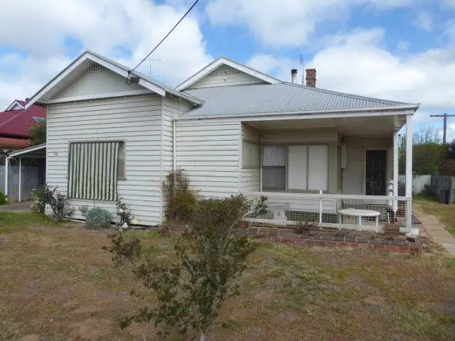 196 & 196a Scott Street, Warracknabeal VIC 3393