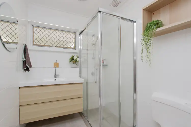 Sixth view of Homely semi-detached listing, 24 ARALUEN STREET, Morley WA 6062