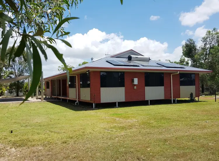 73 Barlow Street, Oakhurst QLD 4650