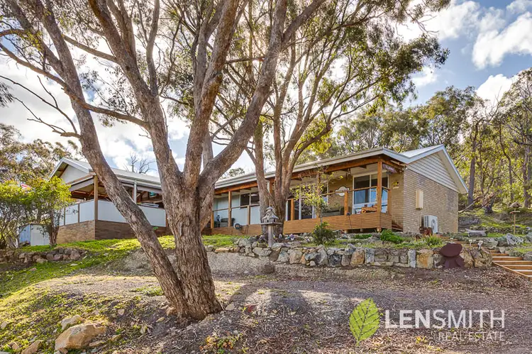 212 Andersons Road, Toolern Vale VIC 3337