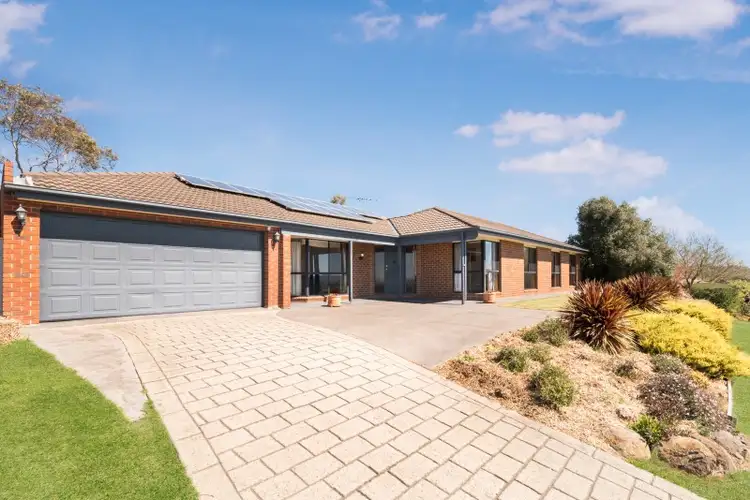 13 Wyralla Crescent, Gisborne VIC 3437