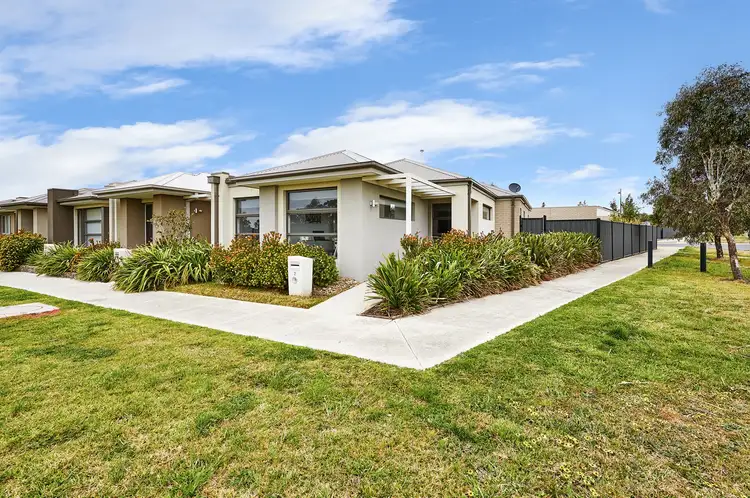 2 Viewrise Walk, Craigieburn VIC 3064