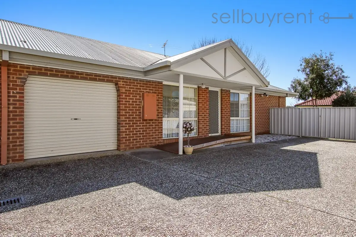 Main view of Homely unit listing, 2/51 AZURE DRIVE, Wodonga VIC 3690