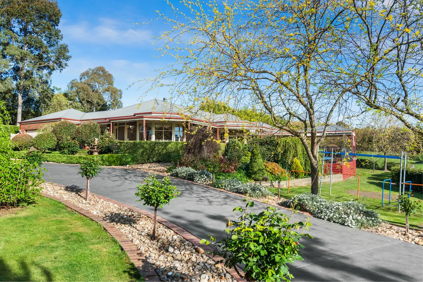 Main view of Homely rural property listing, 9 Quentin Court, Drouin VIC 3818