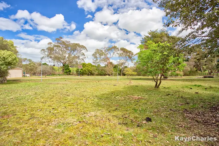 114 Officer Road, Officer VIC 3809