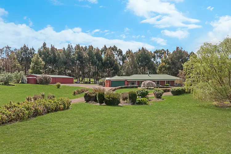 80 Leura Lane