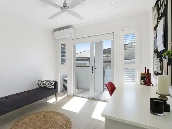 Sixth view of Homely townhouse listing, 1/146 Carmody Road, St Lucia QLD 4067