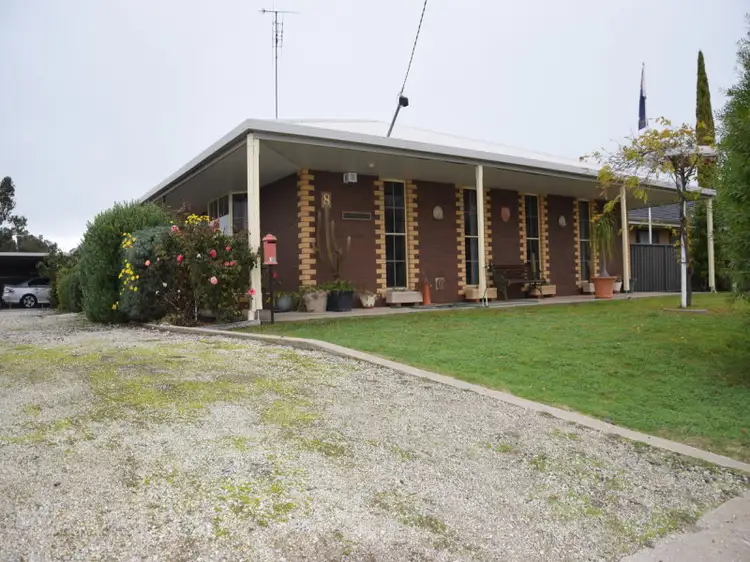 8 Riverwood Drive, Kerang VIC 3579