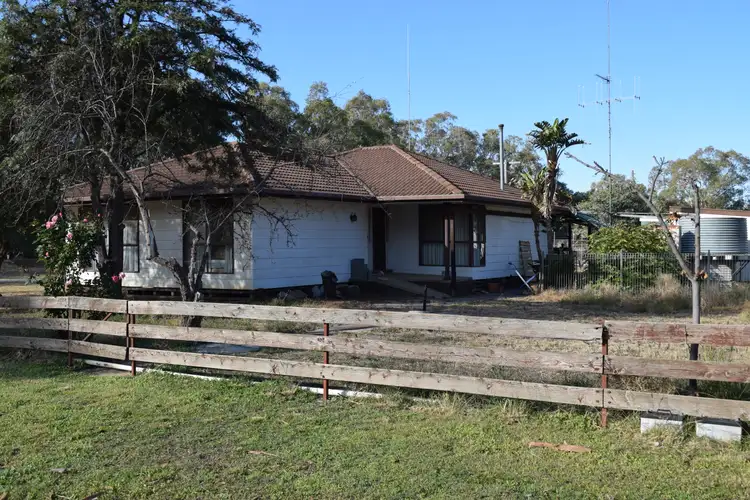 2 Meering Road, Quambatook VIC 3540