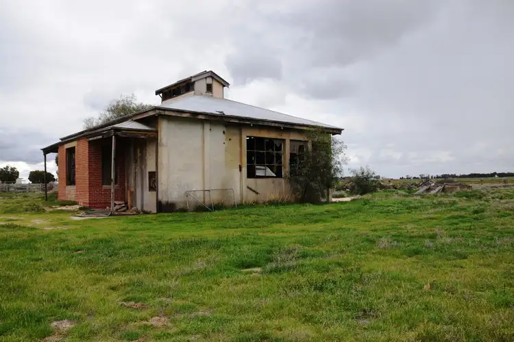 44 Tragowel Road, Tragowel VIC 3579