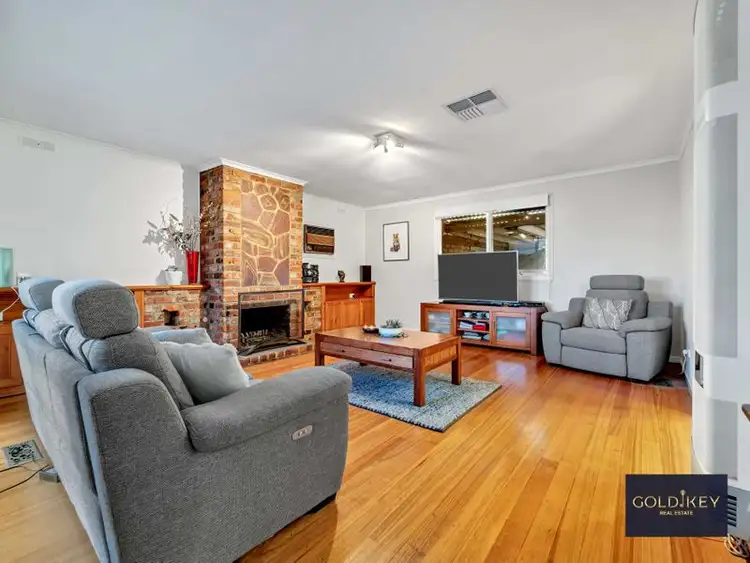 Sixth view of Homely house listing, 2 victor court, Melton South VIC 3338