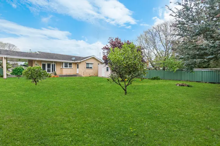 Fourth view of Homely house listing, 7 Clarke Street, Hamilton VIC 3300