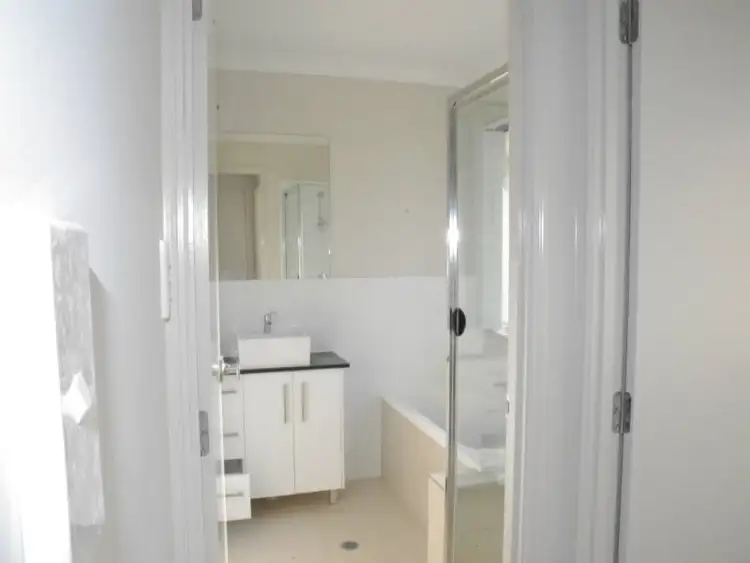 Fourth view of Homely house listing, 20 Samuel Court, Yamanto QLD 4305