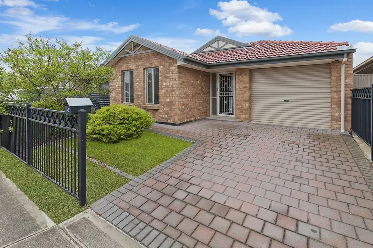 16 Bryant Street, Mansfield Park SA 5012