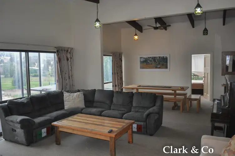 Fifth view of Homely villa listing, 4/4 Omega Street, Merrijig VIC 3723
