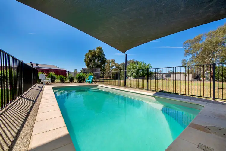 3 Sunset Court, Yarrawonga VIC 3730