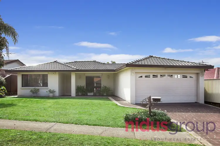 10 Waring Crescent, Plumpton NSW 2761