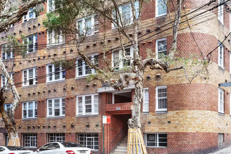 Sixth view of Homely studio listing, 13/37-39 Francis Street, Darlinghurst NSW 2010