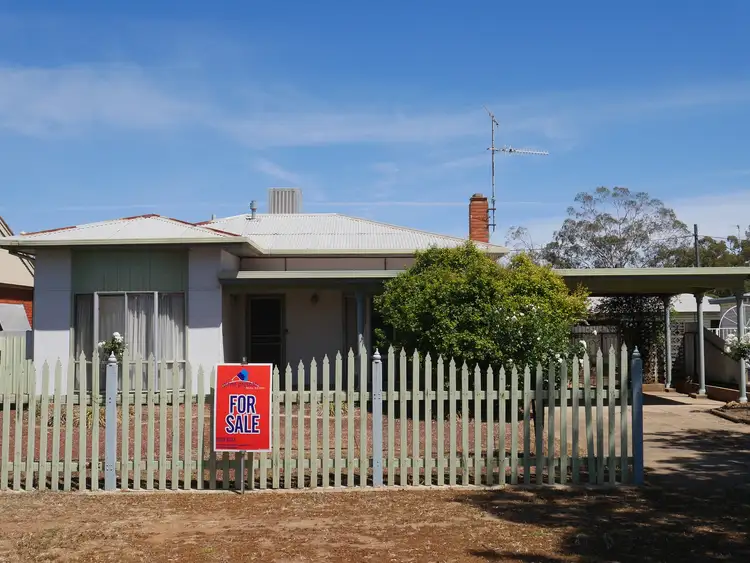 Main view of Homely house listing, 44 Currawang Avenue, Leeton NSW 2705