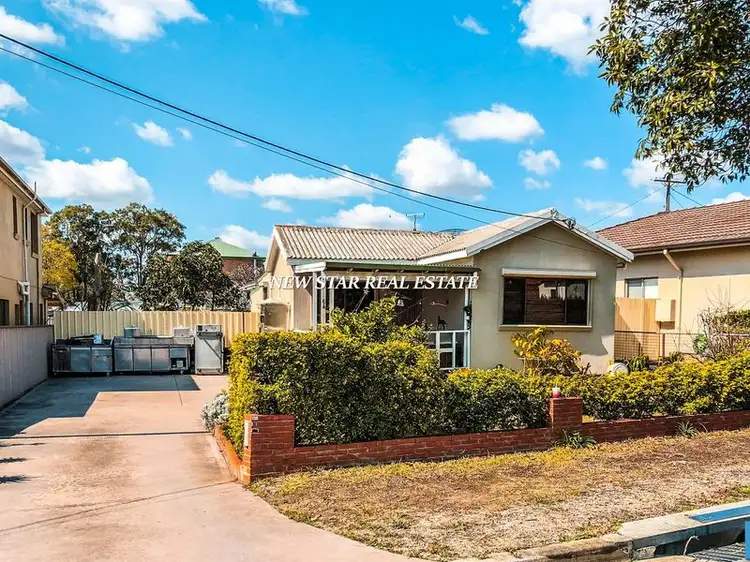 64 Marlborough Street, Smithfield NSW 2164